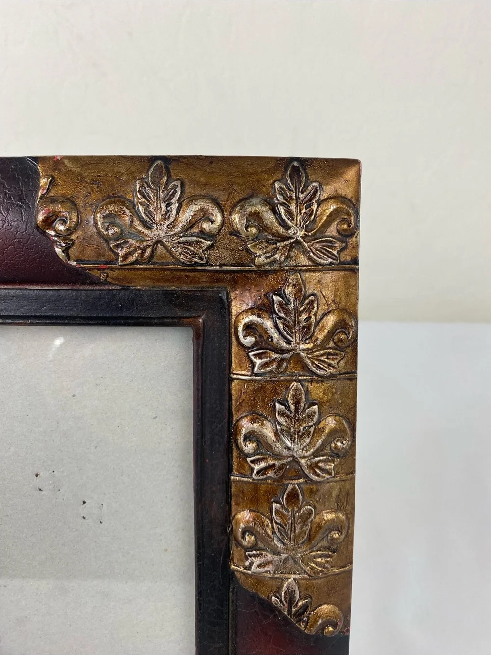Ornate Red and Gold Decorative Photo Frame - Home Accents 4x6